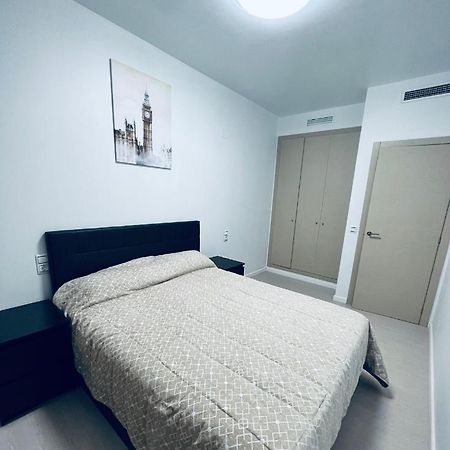 Apartamento Coman Av Rey Juan Carlos I Apartment Torrent  Exterior photo